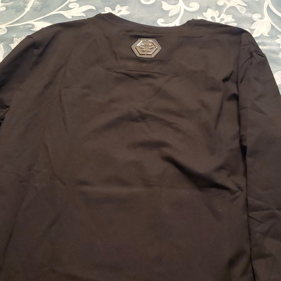 Brand new Long sleeve shirt - Picture 8 of 9